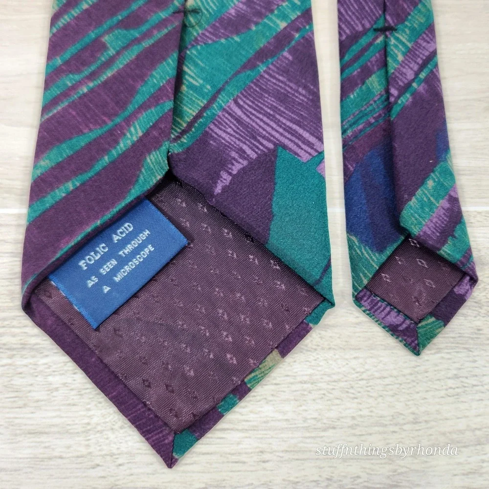 Molecular Expressions By Stonehenge Men's Neck Tie 